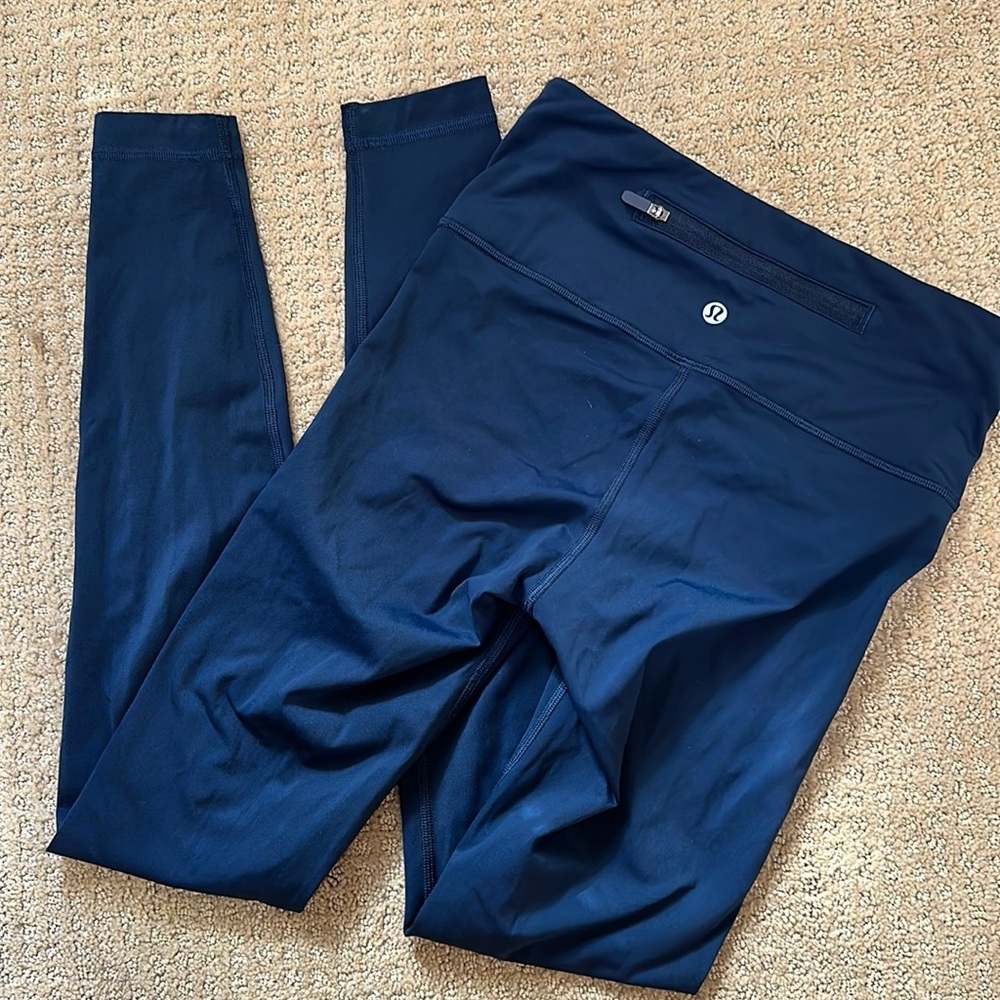 Lululemon full length leggings in navy - size 4